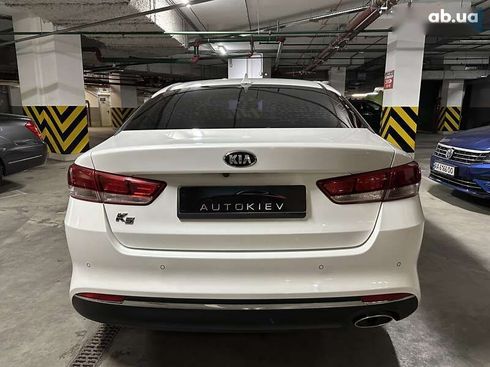 Kia K5 2015 - фото 13