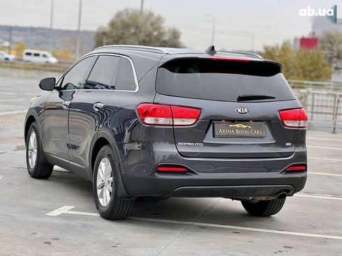 Kia Sorento 2016 - фото 15