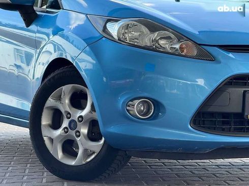 Ford Fiesta 2011 - фото 8