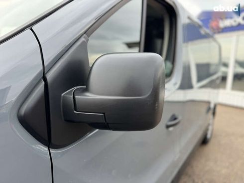 Renault Trafic 2020 - фото 17