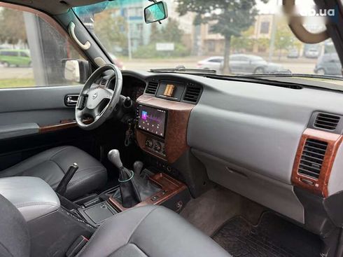 Nissan Patrol 2005 - фото 12