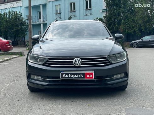 Volkswagen passat b8 2017 серый - фото 2