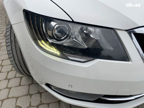 Skoda Superb 2015 белый - фото 18