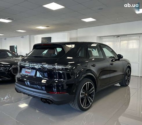 Porsche Cayenne 2022 - фото 6