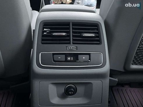 Audi A4 2020 - фото 27