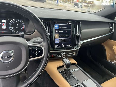 Volvo V90 Cross Country 2020 - фото 21