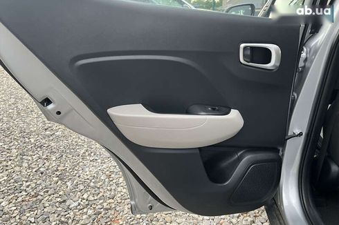 Hyundai Venue 2021 - фото 18