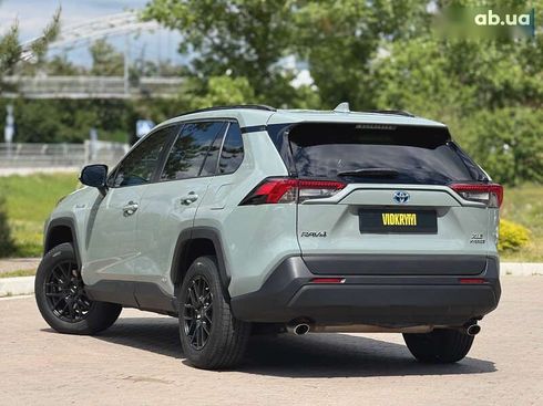 Toyota RAV4 2019 - фото 19