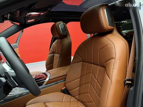 BMW 7 серия 2023 - фото 28