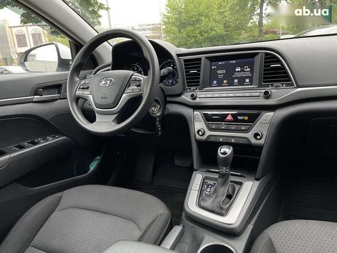 Hyundai Elantra 2018 - фото 10