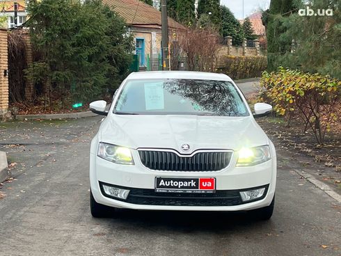 Skoda octavia a7 2013 белый - фото 5