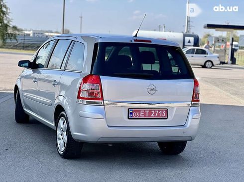 Opel Zafira 2008 - фото 14