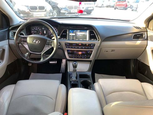 Hyundai Sonata 2014 красный - фото 29