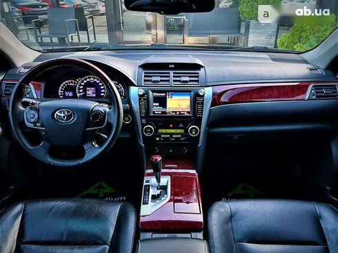 Toyota Camry 2011 - фото 22