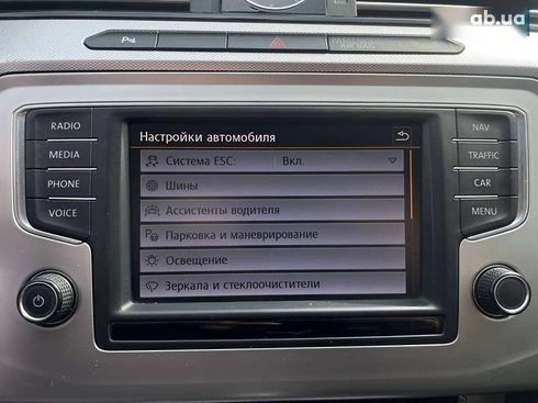 Volkswagen Passat 2016 - фото 29