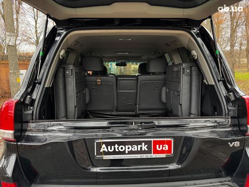Toyota Land Cruiser 2010 черный - фото 37