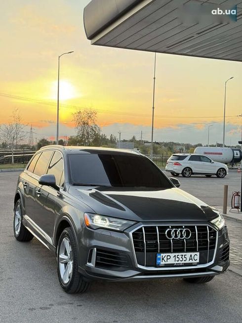 Audi Q7 2020 - фото 21