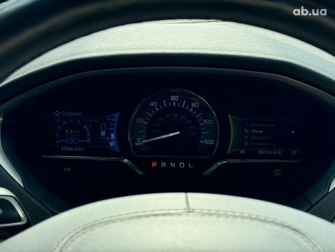 Lincoln MKZ 2019 белый - фото 35