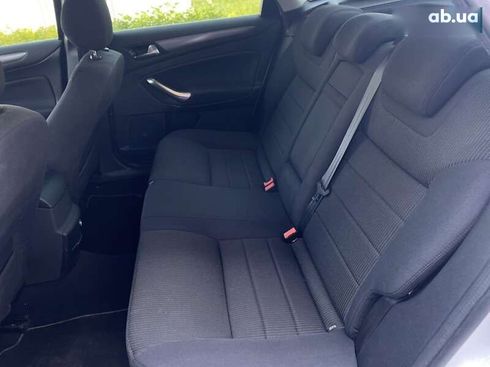 Ford Mondeo 2011 - фото 20