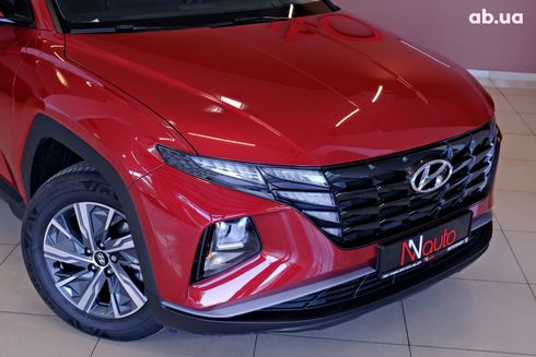 Hyundai Tucson 2024 красный - фото 3