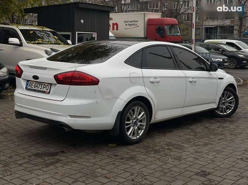 Ford Mondeo 2011 - фото 4