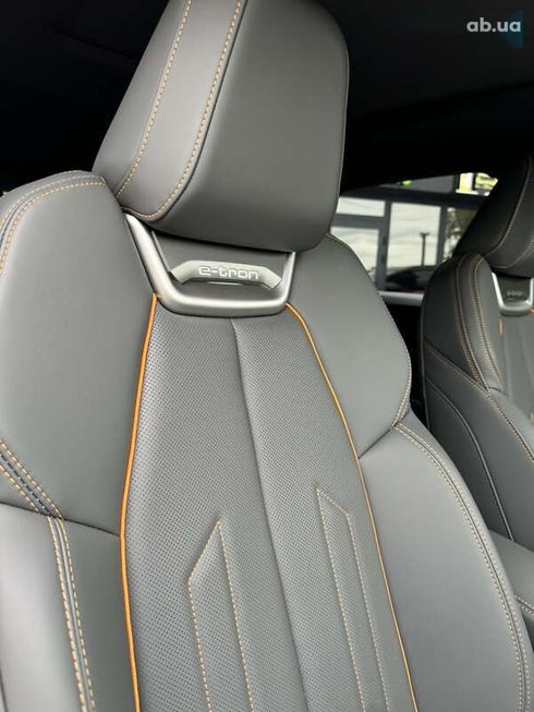 Audi Q4 e-tron 2023 - фото 27
