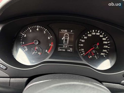 Volkswagen Jetta 2014 - фото 17