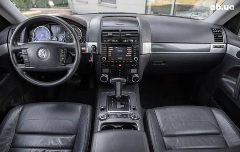 Volkswagen Touareg 2007 черный - фото 4