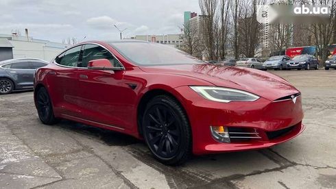 Tesla Model S 2019 - фото 15