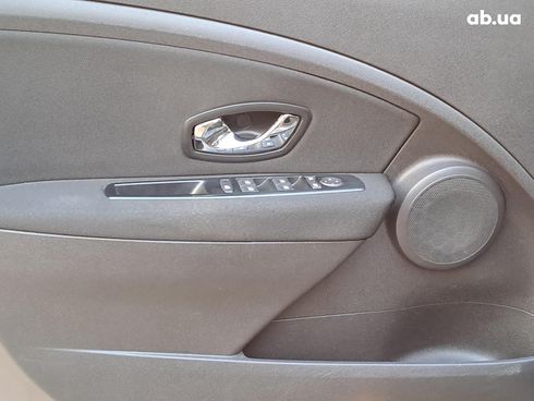 Renault Megane 2013 серый - фото 10