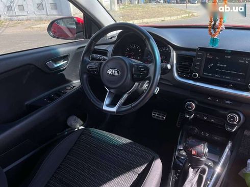Kia Stonic 2020 - фото 14
