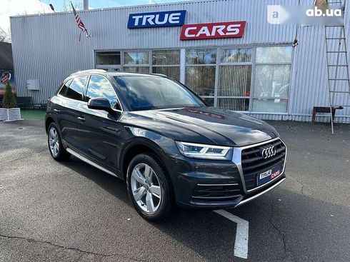 Audi Q5 2018 серый - фото 1