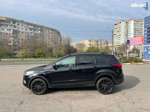 Ford Escape 2019 - фото 8