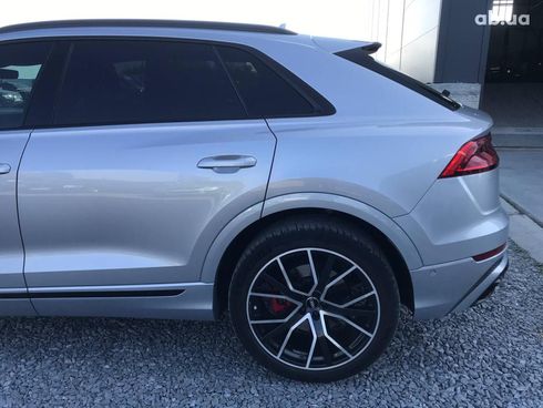 Audi Q8 2019 серый - фото 10