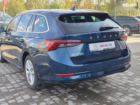 Skoda Octavia 2021 - фото 18