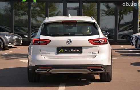 Buick Regal 2018 - фото 12