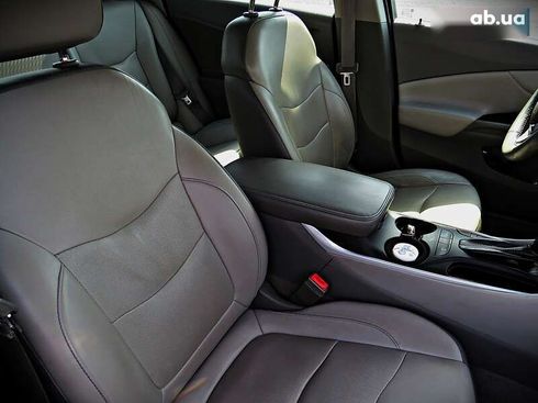 Chevrolet Volt 2015 - фото 16