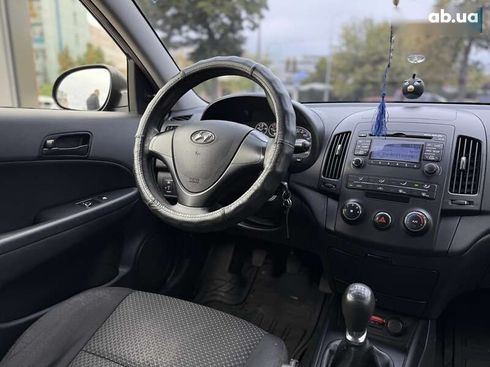 Hyundai i30 2010 - фото 10