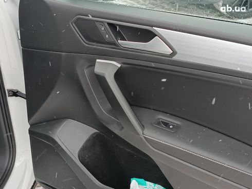 Volkswagen Tiguan 2024 белый - фото 85