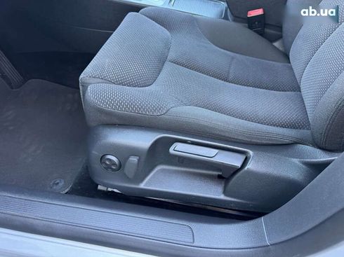 Volkswagen Passat 2010 - фото 14