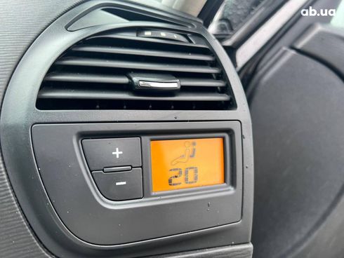 Citroёn C4 Picasso 2011 черный - фото 21