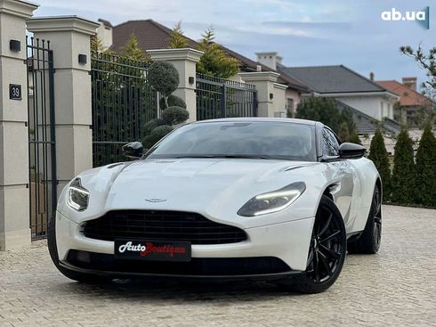 Aston Martin DB11 2018 - фото 5