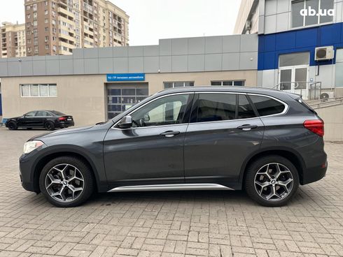 BMW X1 2018 серый - фото 7