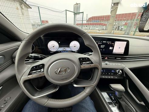 Hyundai Elantra 2023 - фото 4