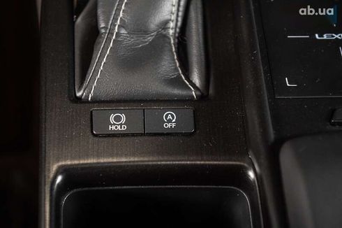 Lexus ES 2019 - фото 30