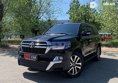 Toyota Land Cruiser 2017 - фото 4