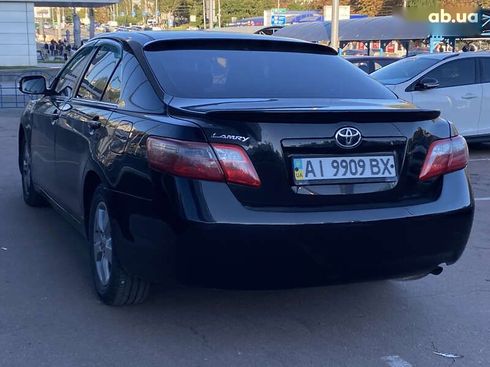 Toyota Camry 2008 - фото 5