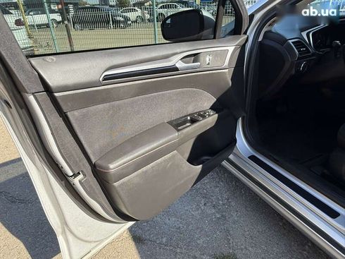 Ford Fusion 2016 - фото 11