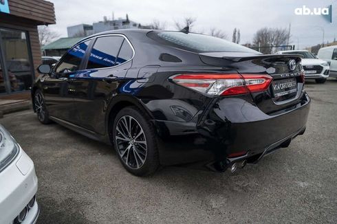 Toyota Camry 2019 - фото 14