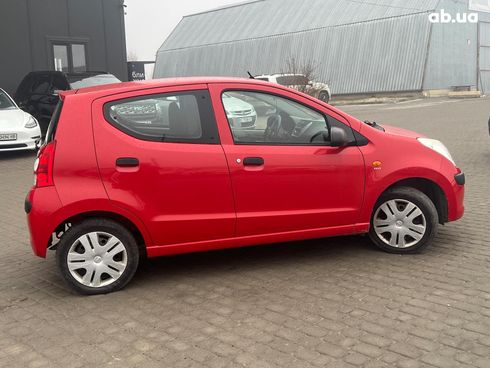 Nissan Pixo 2009 красный - фото 12